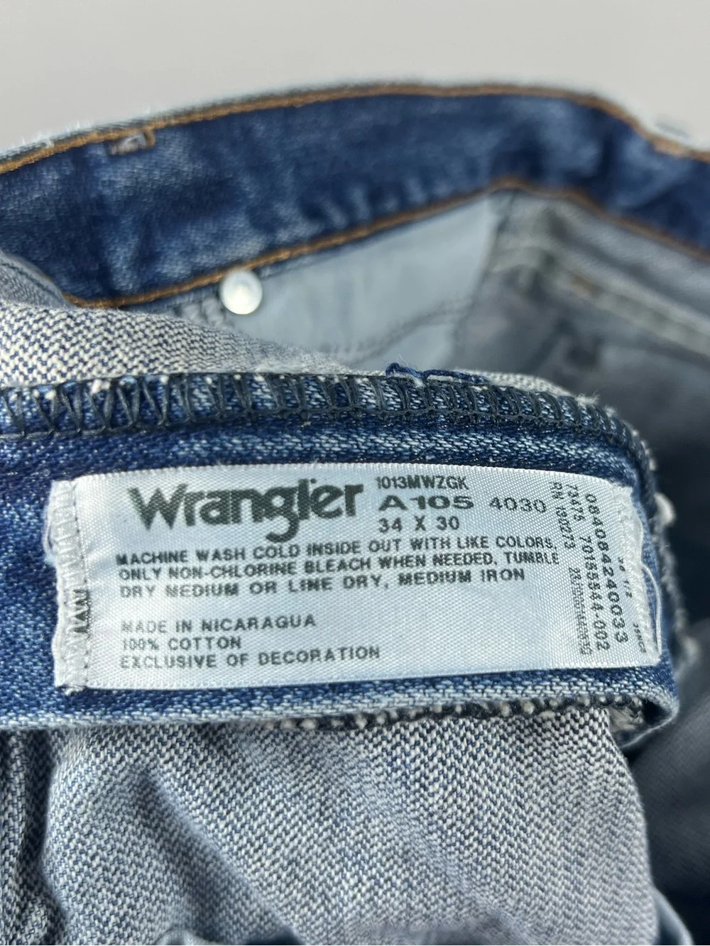 Wrangler Vintage Medium Wash Cotton Straight Leg Jeans 34 x 30